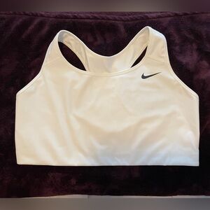 White Nike Sports Bra Women’s 3X